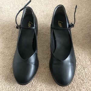 Character dance shoes
